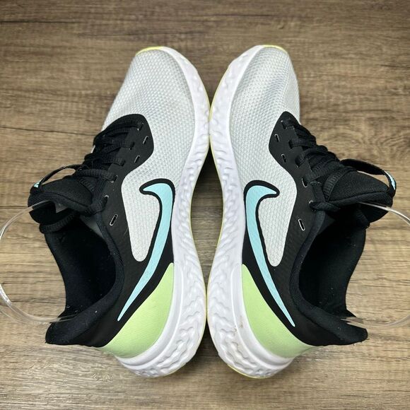 Nike~Women’s~Revolution 5 (BQ3207-900) Light Gray/Aqua Running Shoes~Size 7.5 - Picture 6 of 8